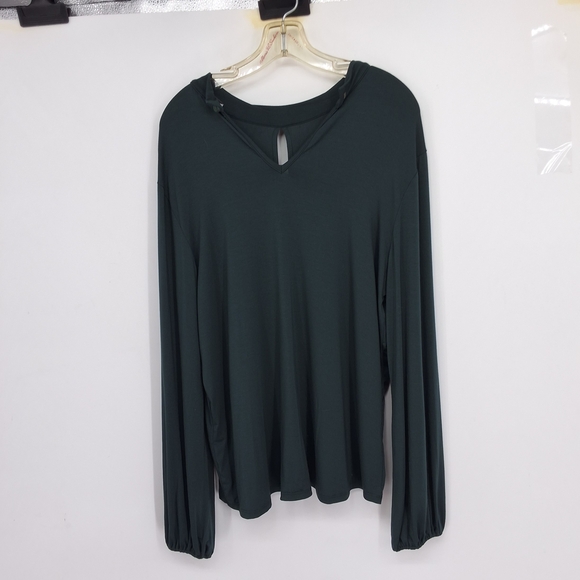 Amour Vert Large Green Long Sleeve Top - Picture 3 of 5